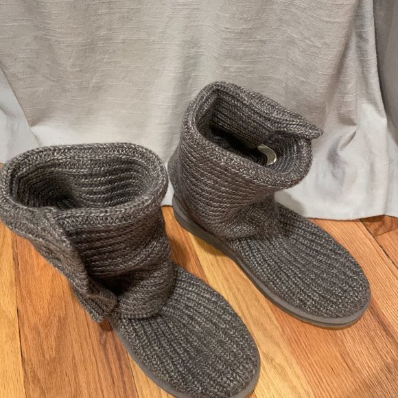 UGG Sweater Boots - Picture 4 of 4